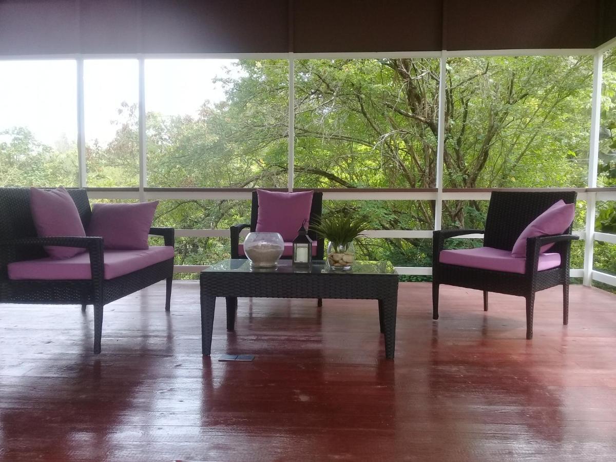 Royal Escape - Jacuzzi, Pool, Luxury Hotel Anse La Raye Exterior foto