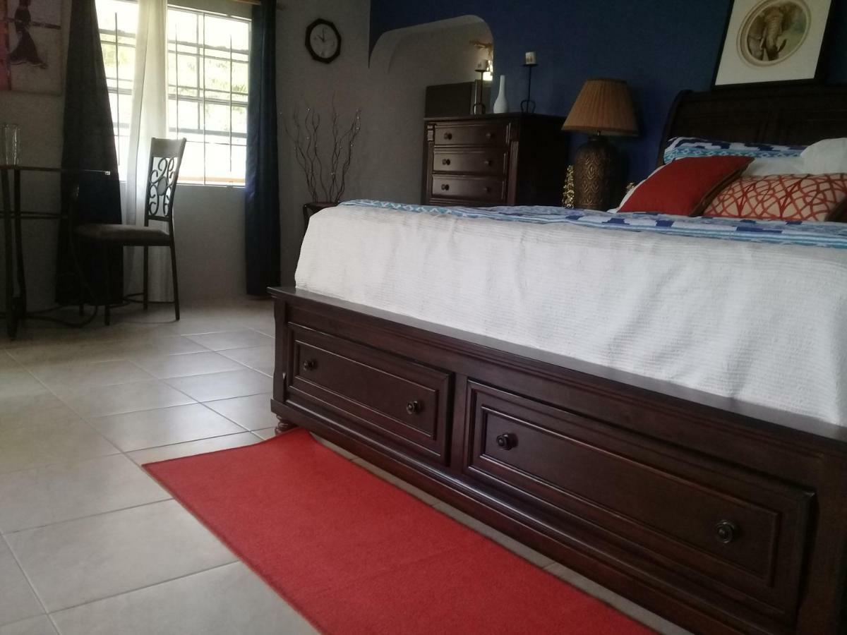 Royal Escape - Jacuzzi, Pool, Luxury Hotel Anse La Raye Exterior foto