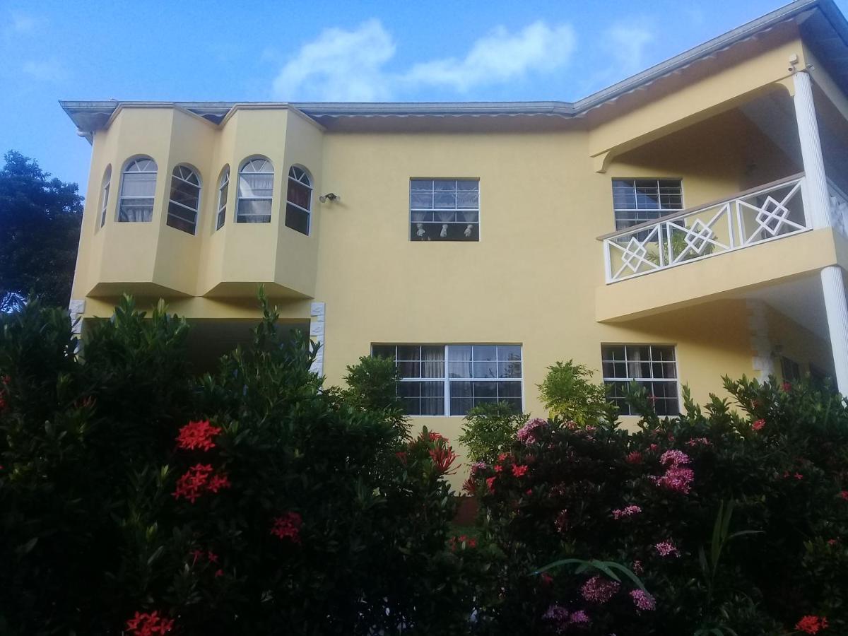 Royal Escape - Jacuzzi, Pool, Luxury Hotel Anse La Raye Exterior foto